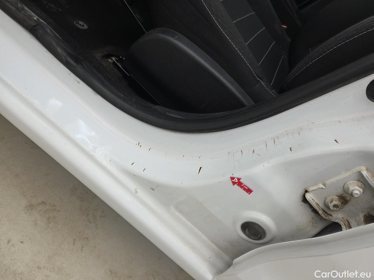  Dacia  Logan 1.5 Blue dCi 95CP Laureate #14