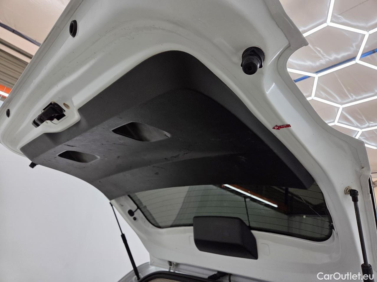  Dacia  Duster 1.5 Blue dCi 115CP Comfort 4WD #94