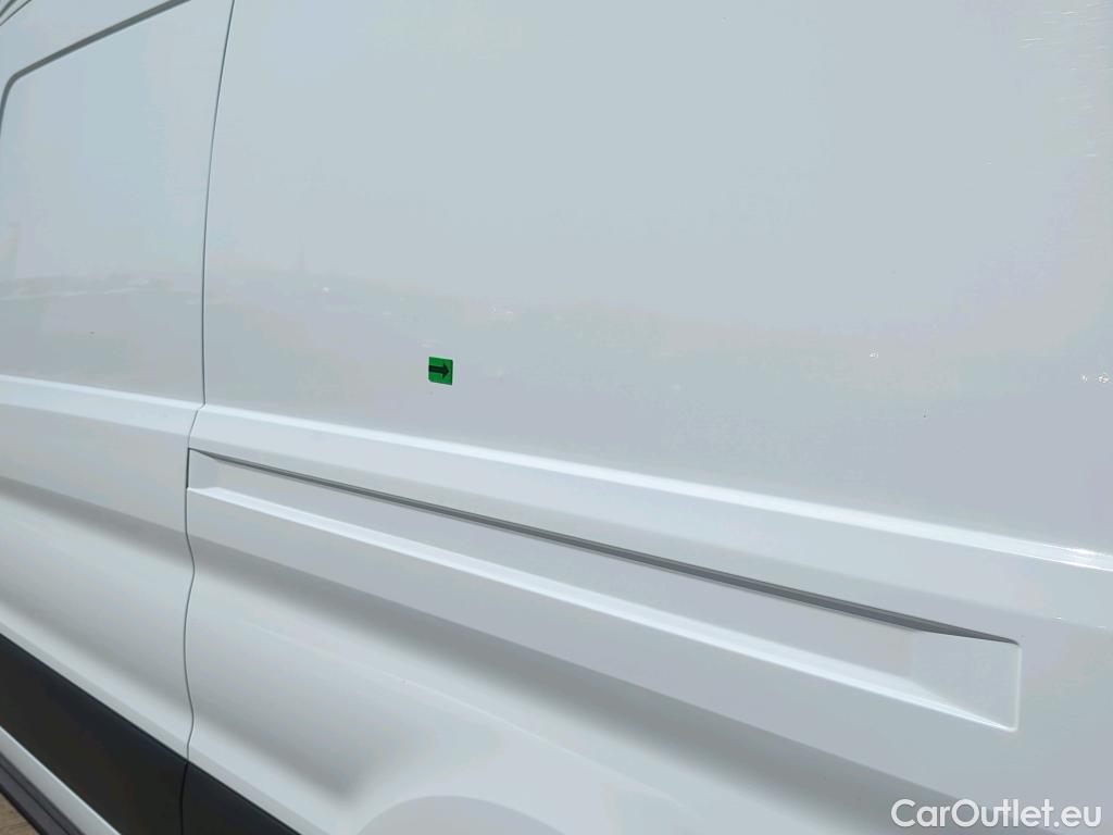  Ford  Transit 2.0EcoBlue 130PS 350 L4H3 Trend RWD #9