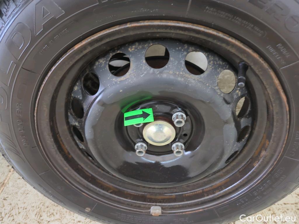  Dacia  Logan 1.5 Blue dCi 95CP Laureate #44