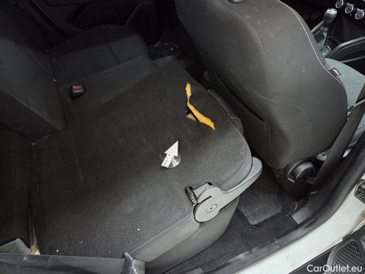  Dacia  Duster 1.5 Blue dCi 115CP Comfort 4WD #111