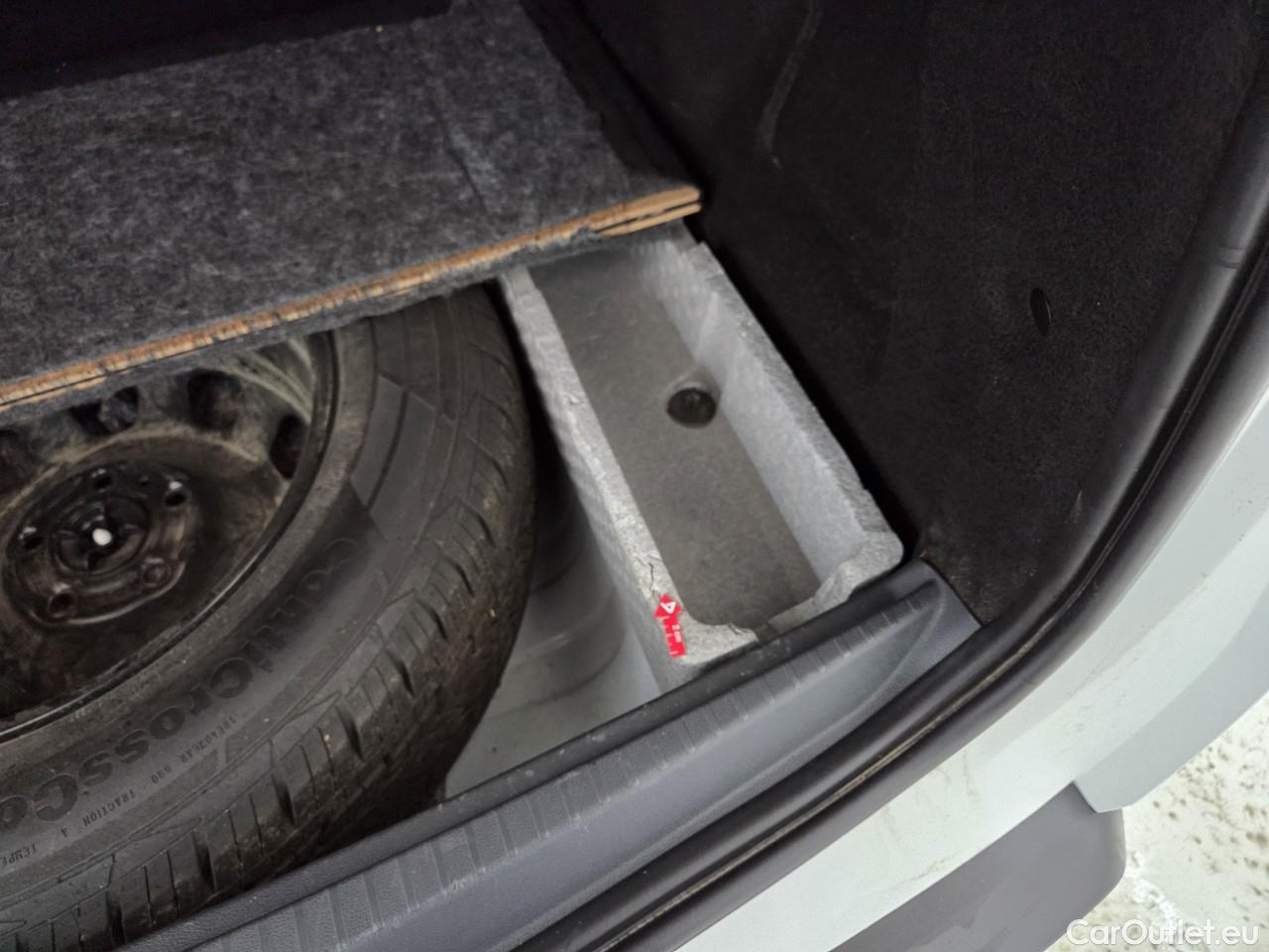  Dacia  Duster 1.5 Blue dCi 115CP Comfort 4WD #109