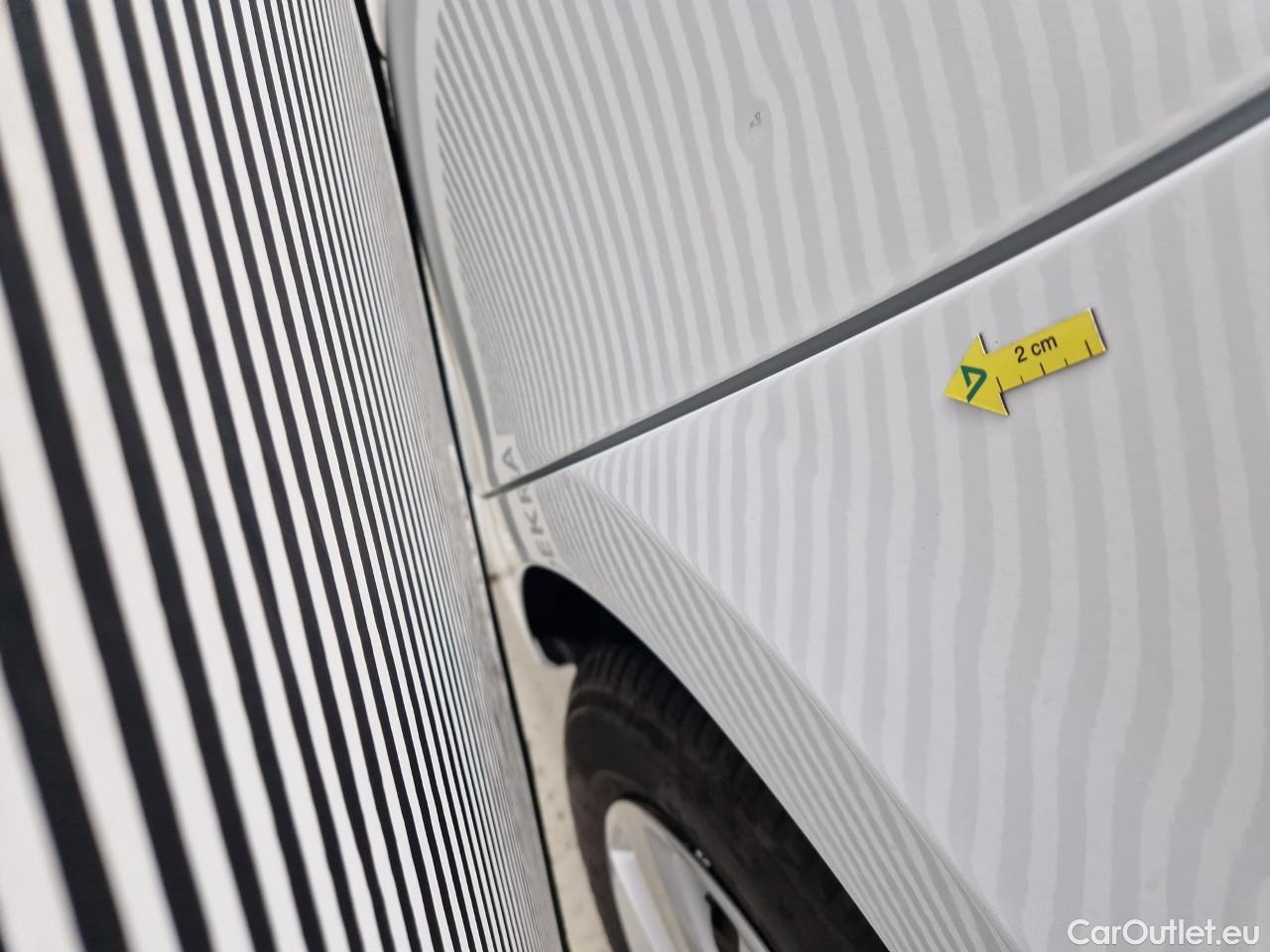  Renault  Clio 1.0 TCe 90CP Life #16