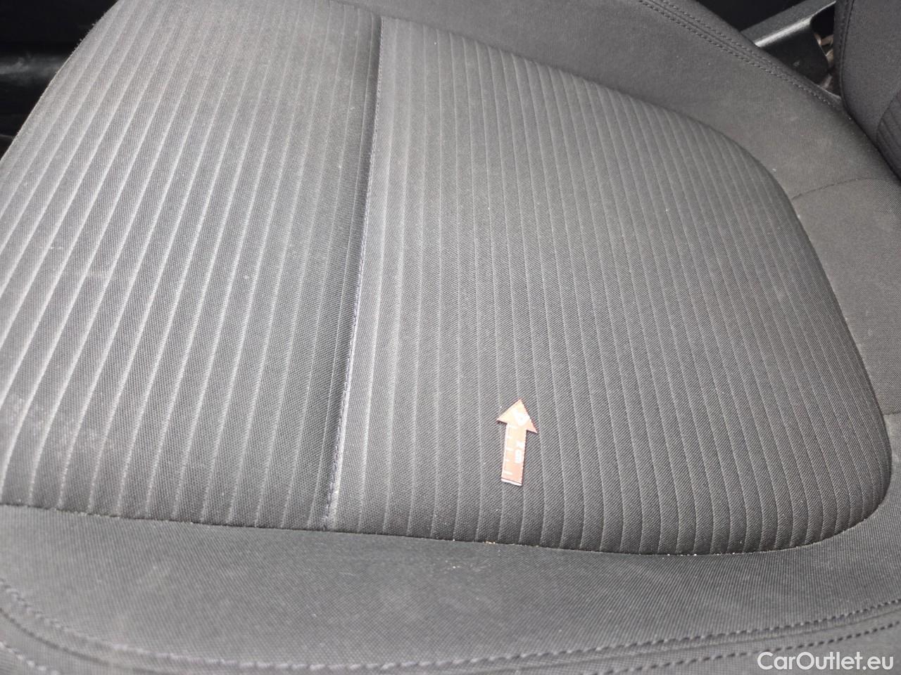  Ford  Focus 1.5 EcoBlue 120CP Titanium #38