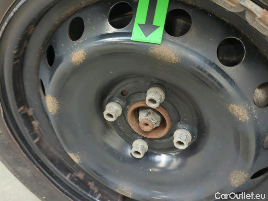  Renault  Clio 1.6 E-Tech 145CP Zen Auto #30