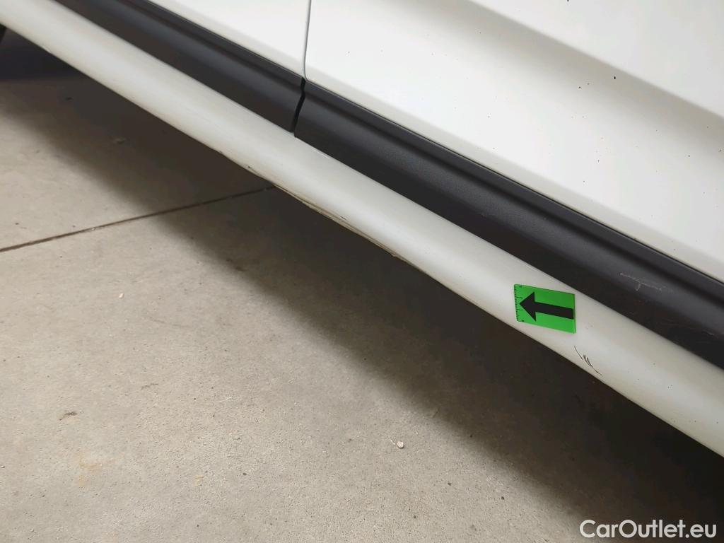  Renault  Clio 1.6 E-Tech 145CP Zen Auto #17