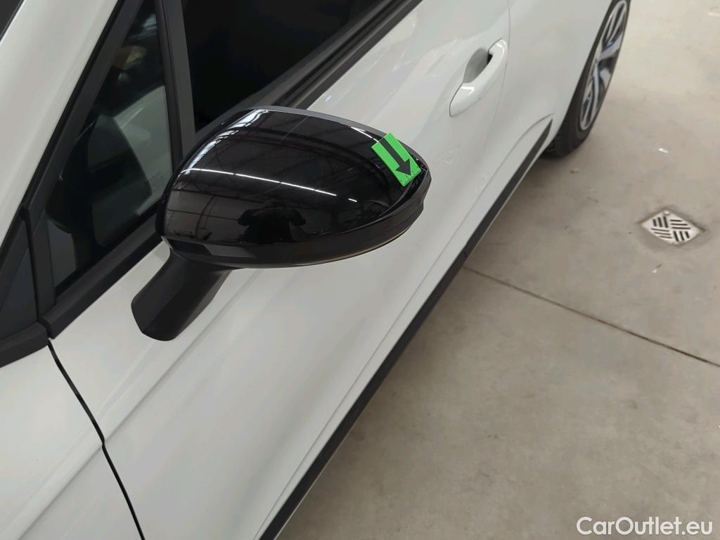  Renault  Clio 1.6 E-Tech 145CP Zen Auto #23