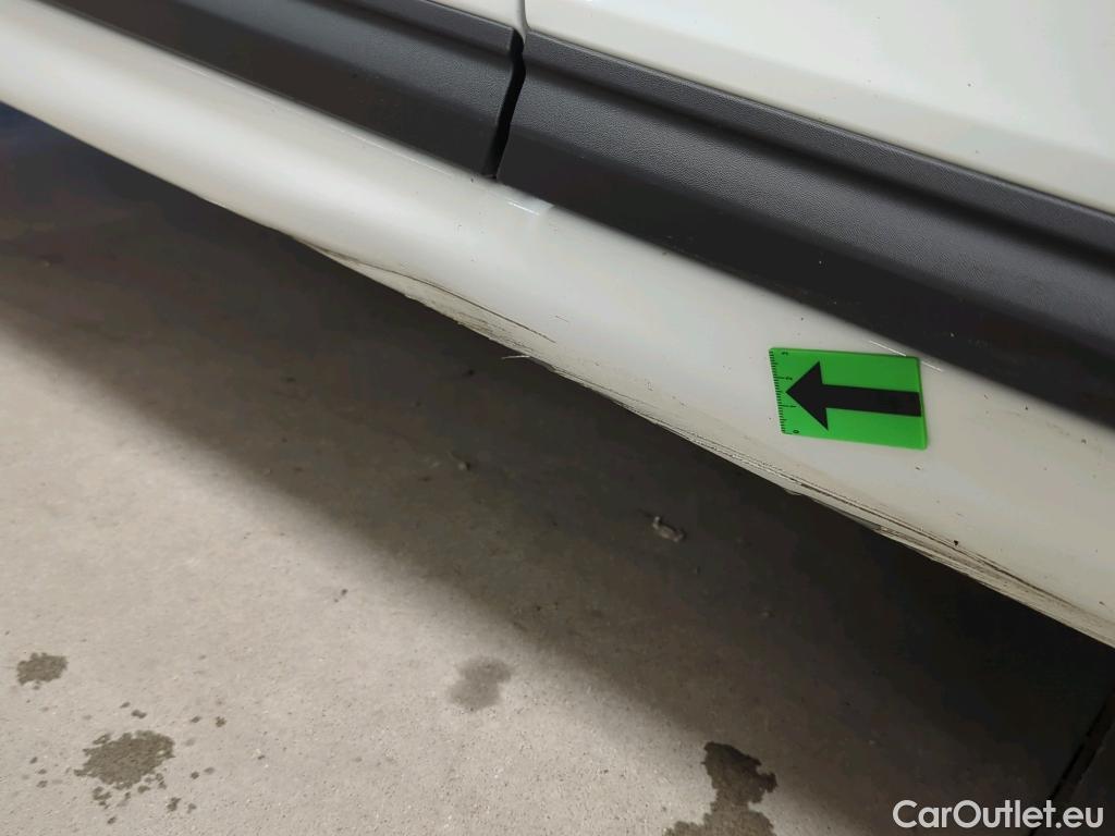  Renault  Clio 1.6 E-Tech 145CP Zen Auto #25