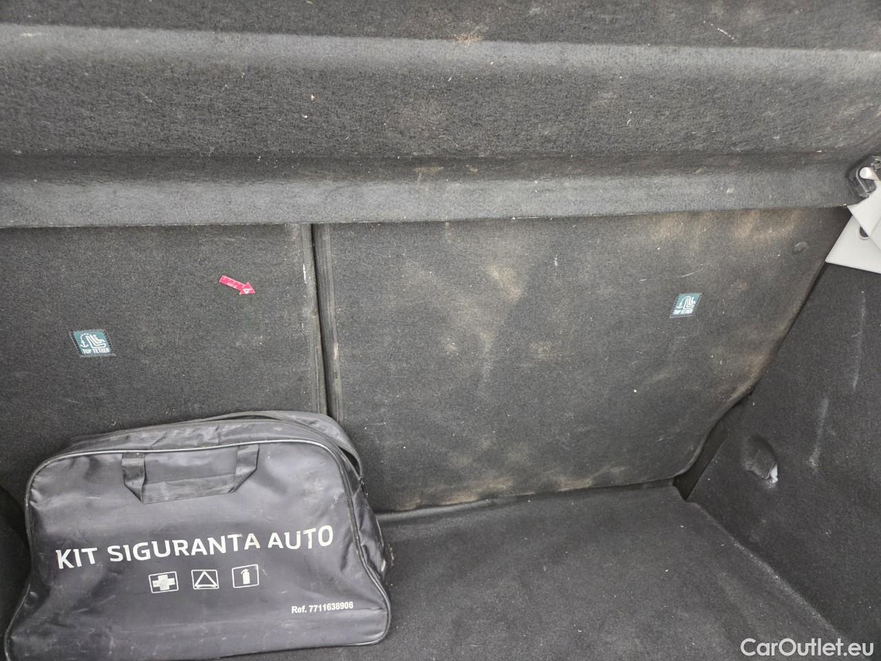  Renault  Clio 1.0 TCe 90CP Life #38