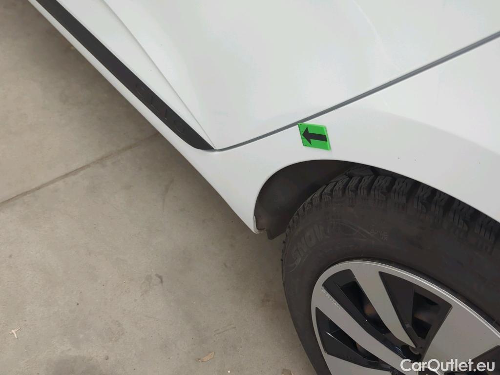  Renault  Clio 1.6 E-Tech 145CP Zen Auto #31