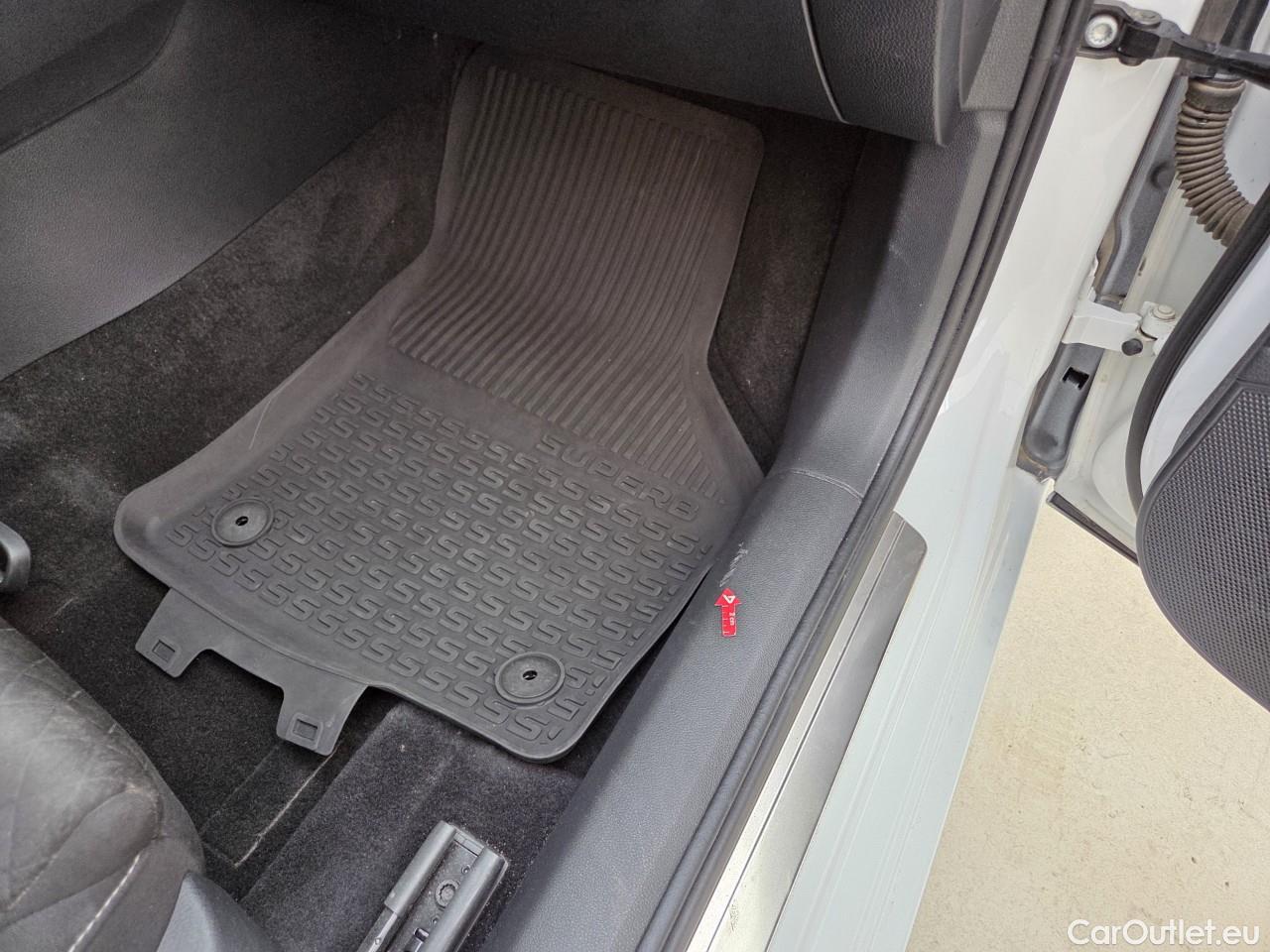  Skoda  Superb 1.4 TSI PHEV 218CP Ambition DSG #14