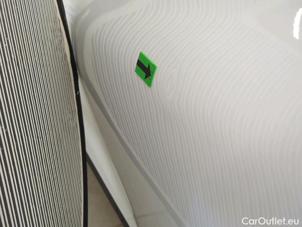  Renault  Clio 1.6 E-Tech 145CP Zen Auto #12