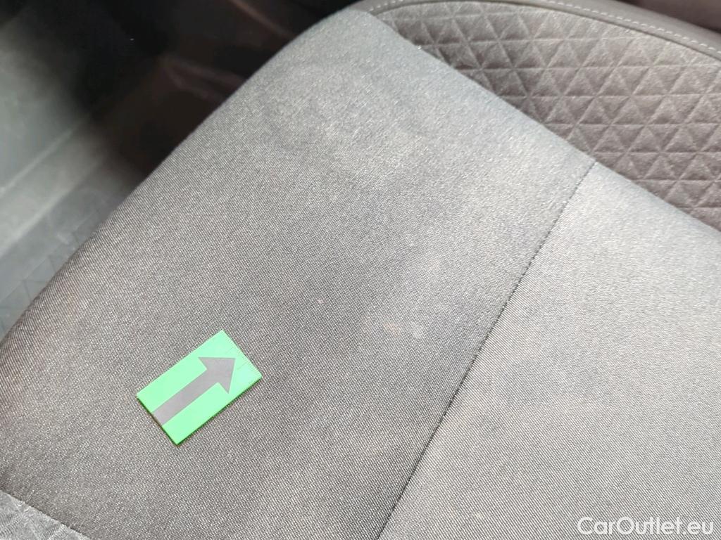  Renault  Clio 1.6 E-Tech 145CP Zen Auto #43