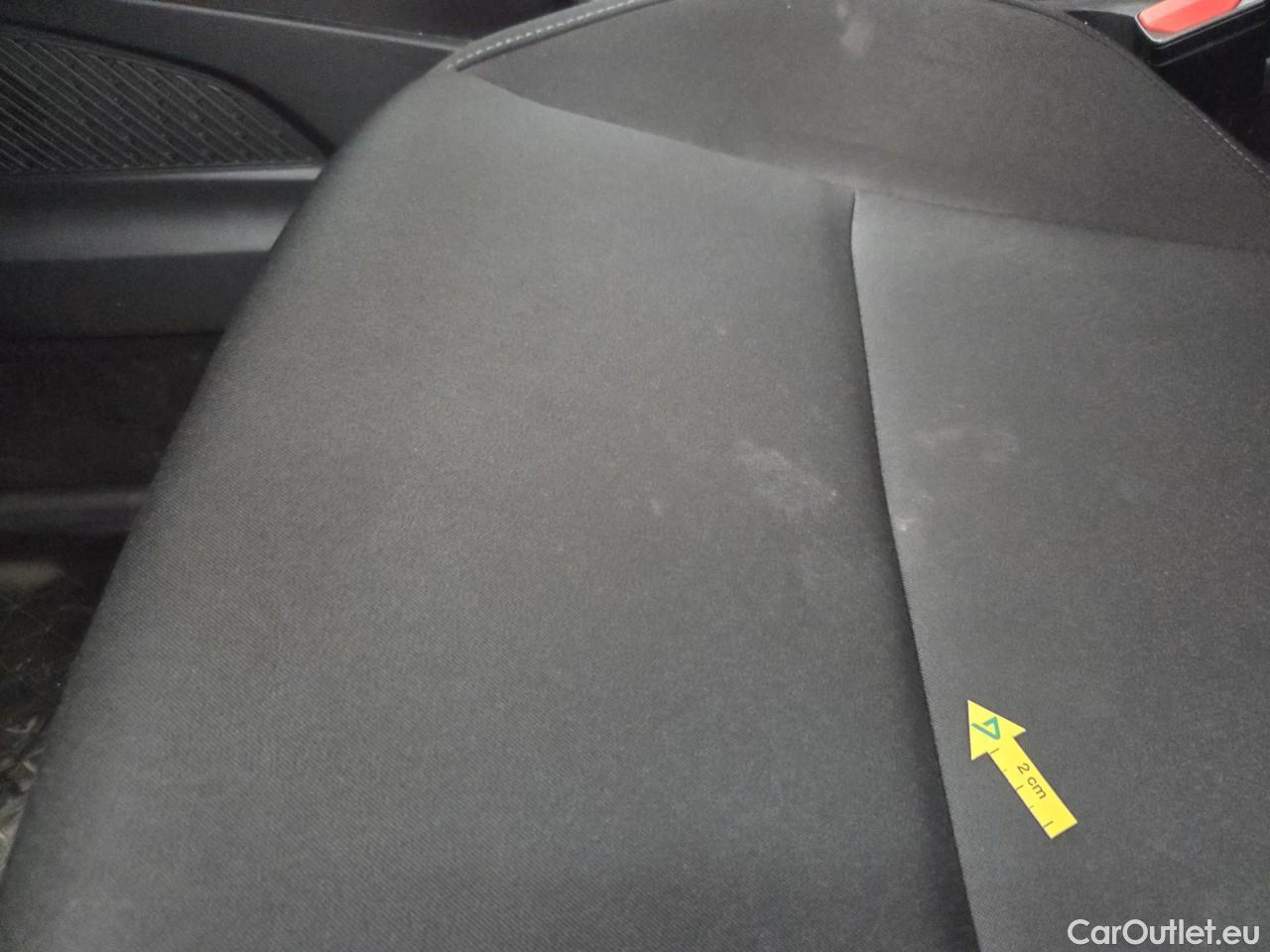  Renault  Clio 1.0 TCe 90CP Life #28