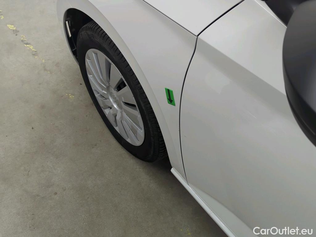  Skoda  Scala 1.0 TSI 95CP Active #7