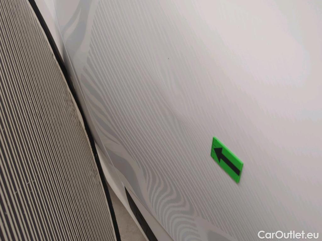  Renault  Clio 1.6 E-Tech 145CP Zen Auto #10