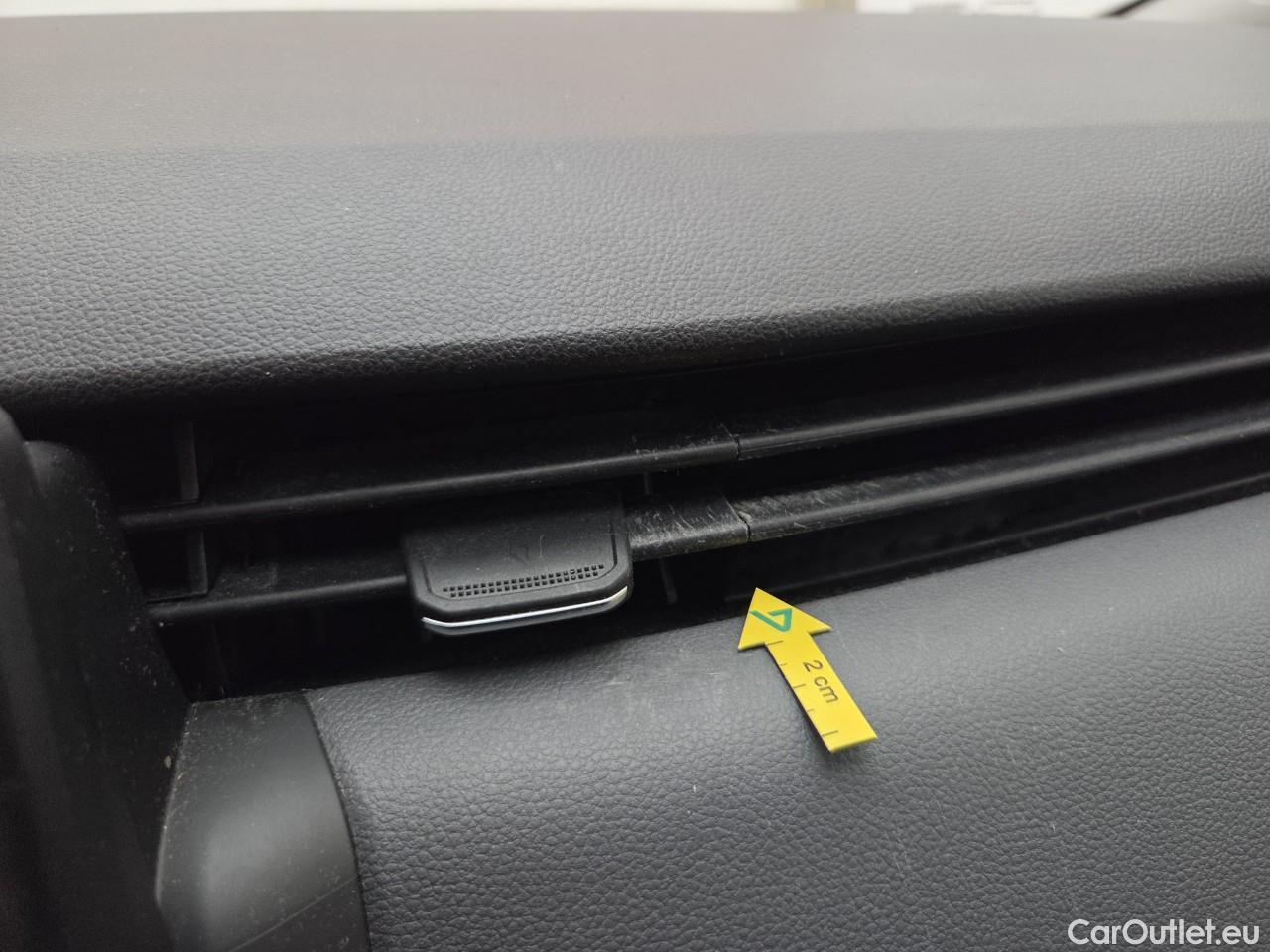  Renault  Clio 1.0 TCe 90CP Life #32