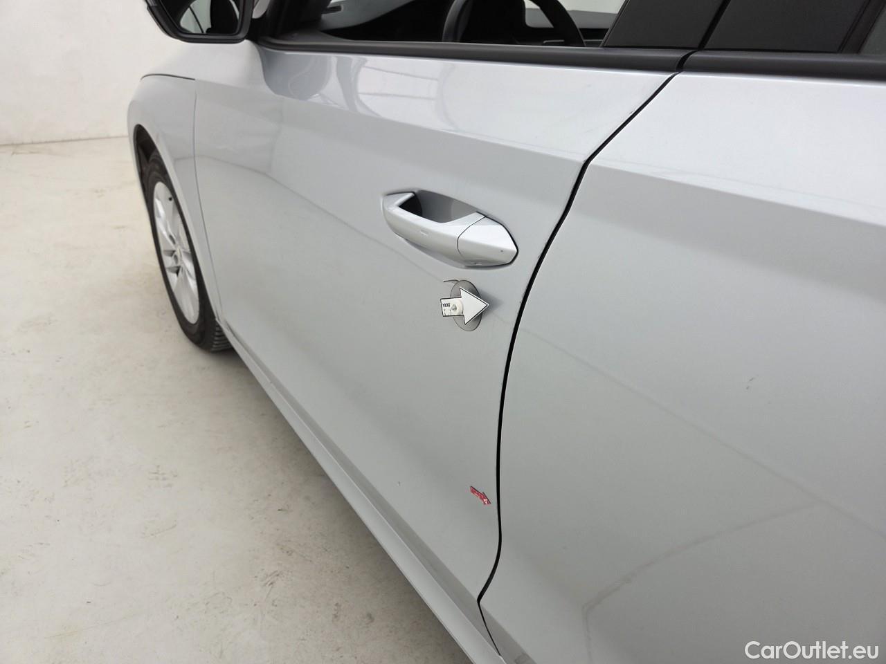  Skoda  Octavia 2.0 TDI 115CP Ambition DSG #2