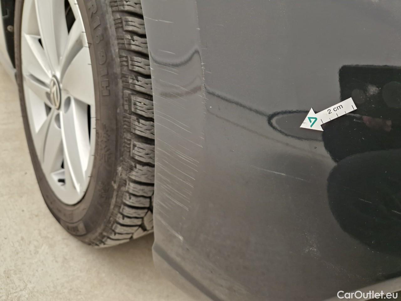  Volkswagen  Golf  Life 1.0 TSI #7