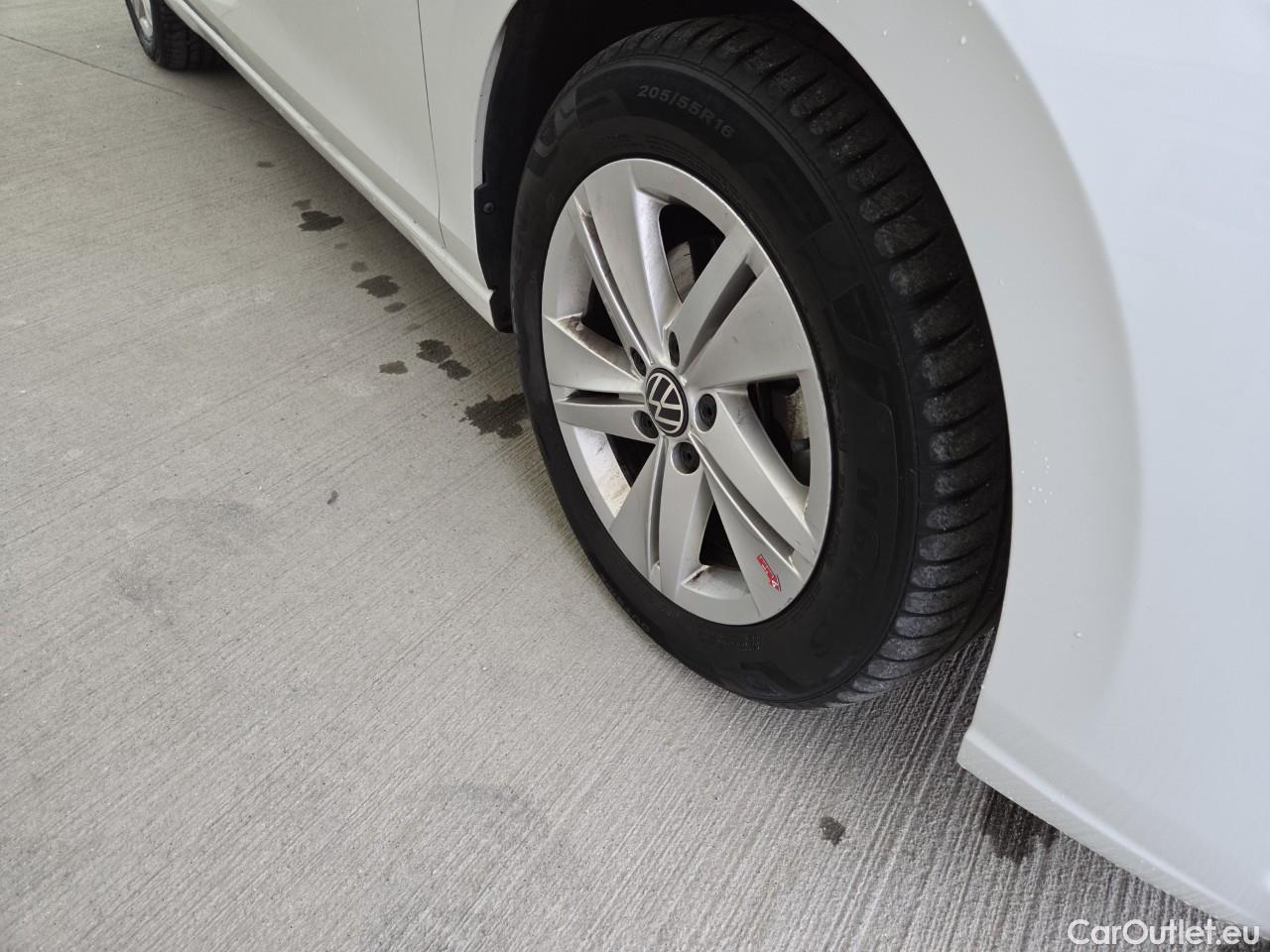  Volkswagen  Golf  Life 1.5 eTSI ACT DSG mild-Hybrid #23