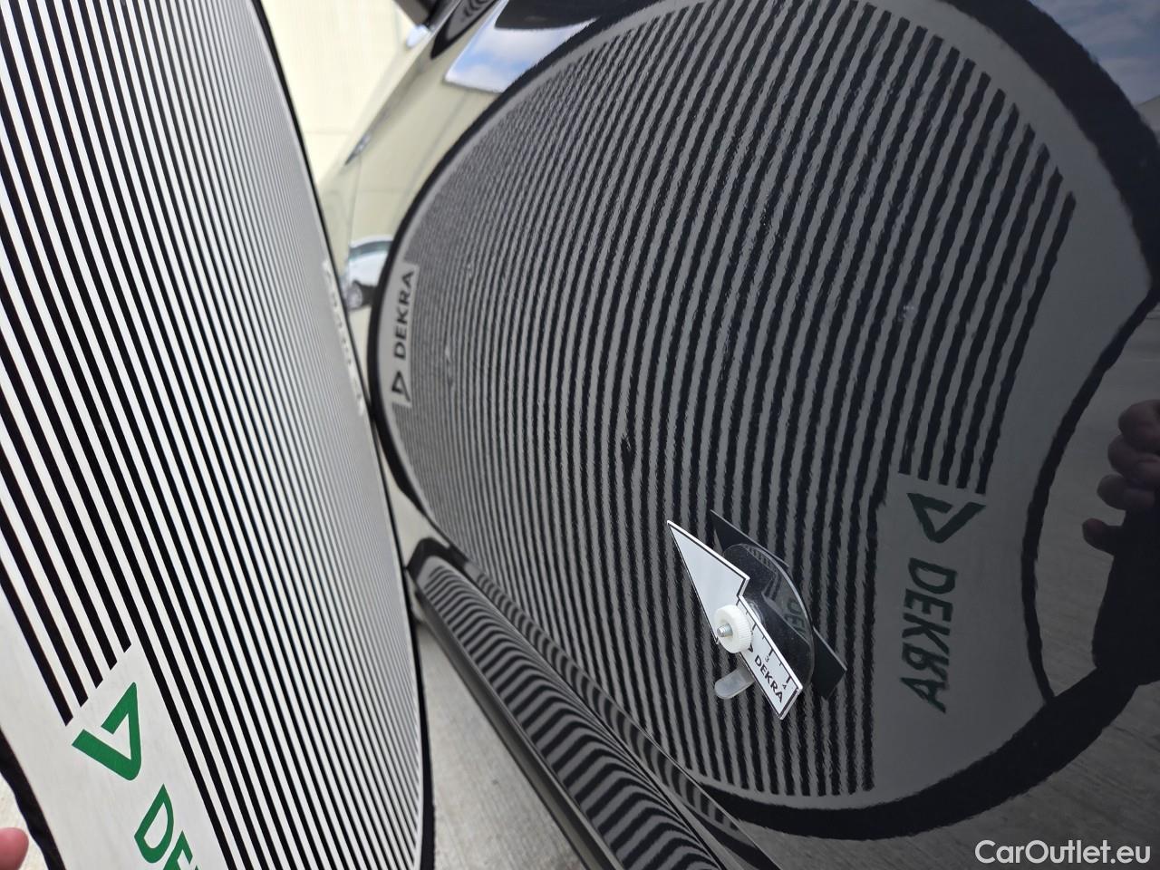  Volkswagen  Passat Advance 1.5 TSI ACT 150 CP #7