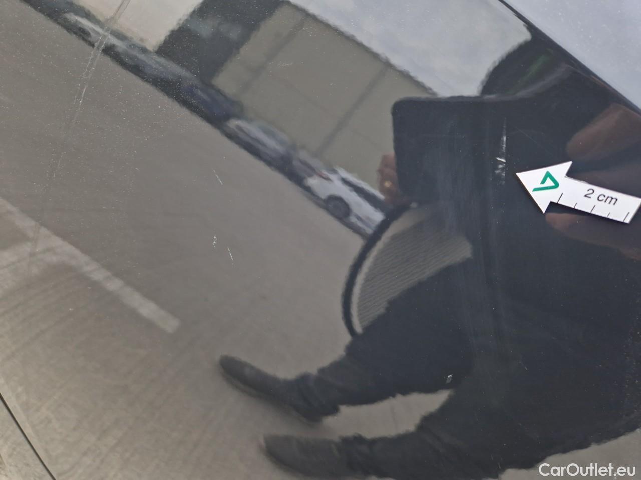  Volkswagen  Golf  Life 1.0 TSI #22