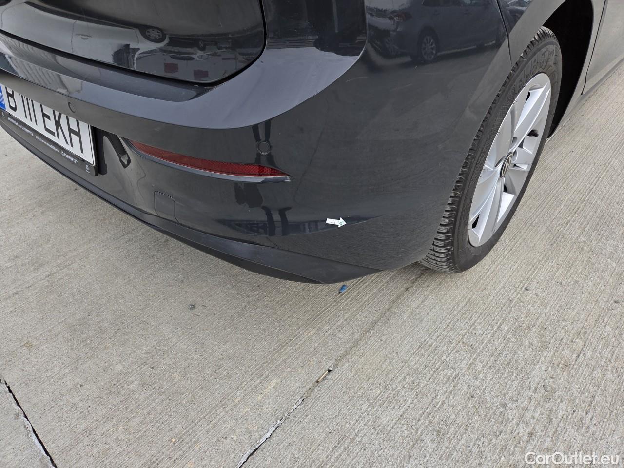  Volkswagen  Golf  Life 1.0 TSI #27