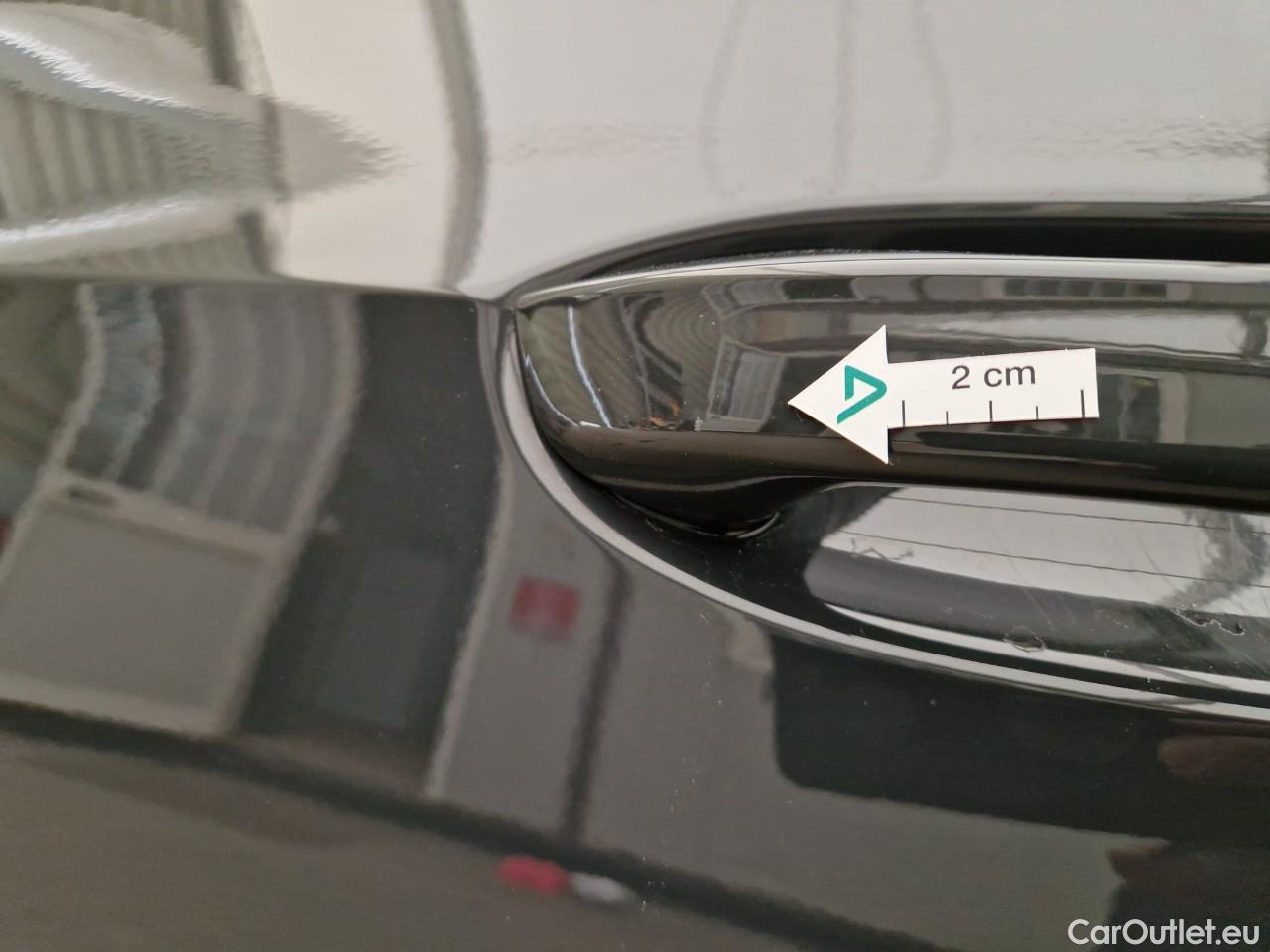  Volkswagen  Golf  Life 1.0 TSI #7