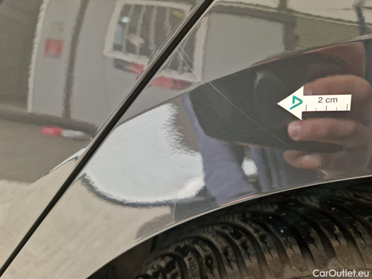  Volkswagen  Golf  Life 1.0 TSI #38