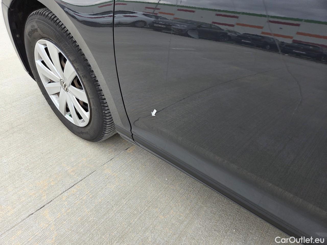  Volkswagen  Passat Advance 1.5 TSI ACT 150 CP #2