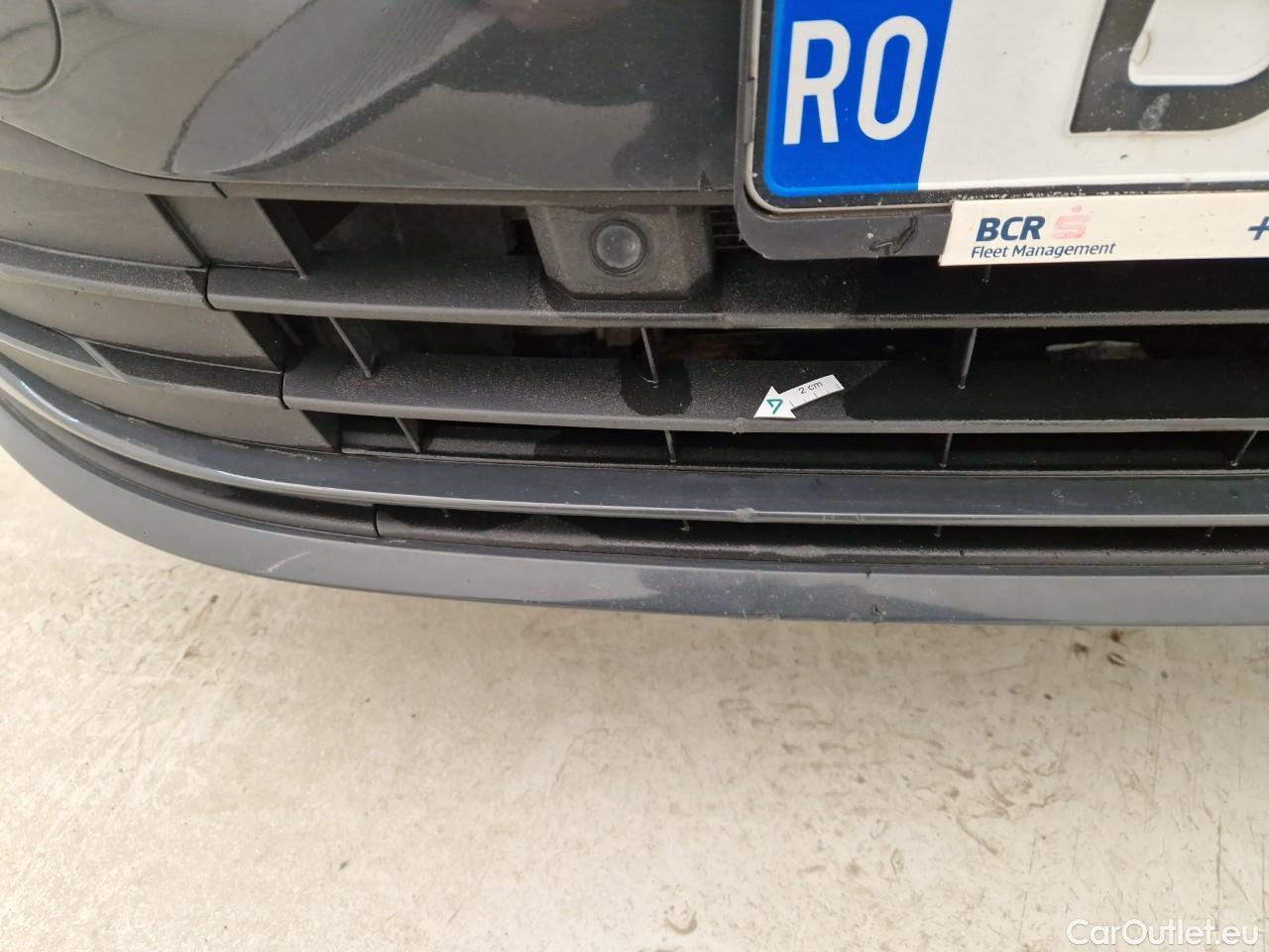  Volkswagen  Golf  Life 1.0 TSI #7