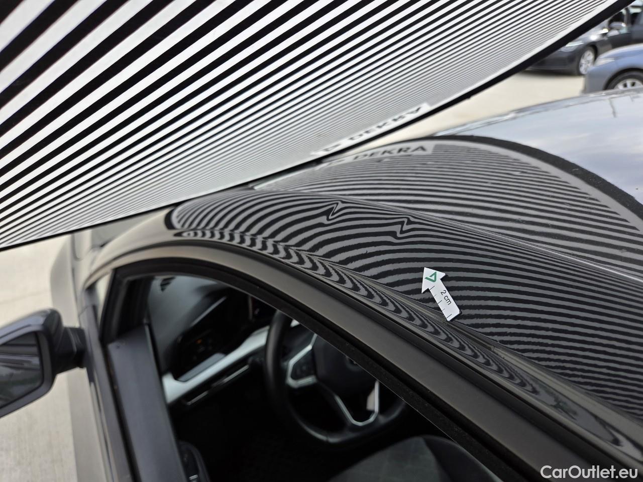  Volkswagen  Golf  Life 1.0 TSI #6