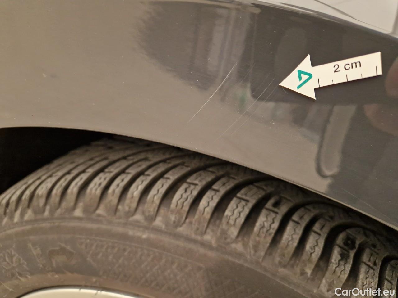  Volkswagen  Golf  Life 1.0 TSI #17