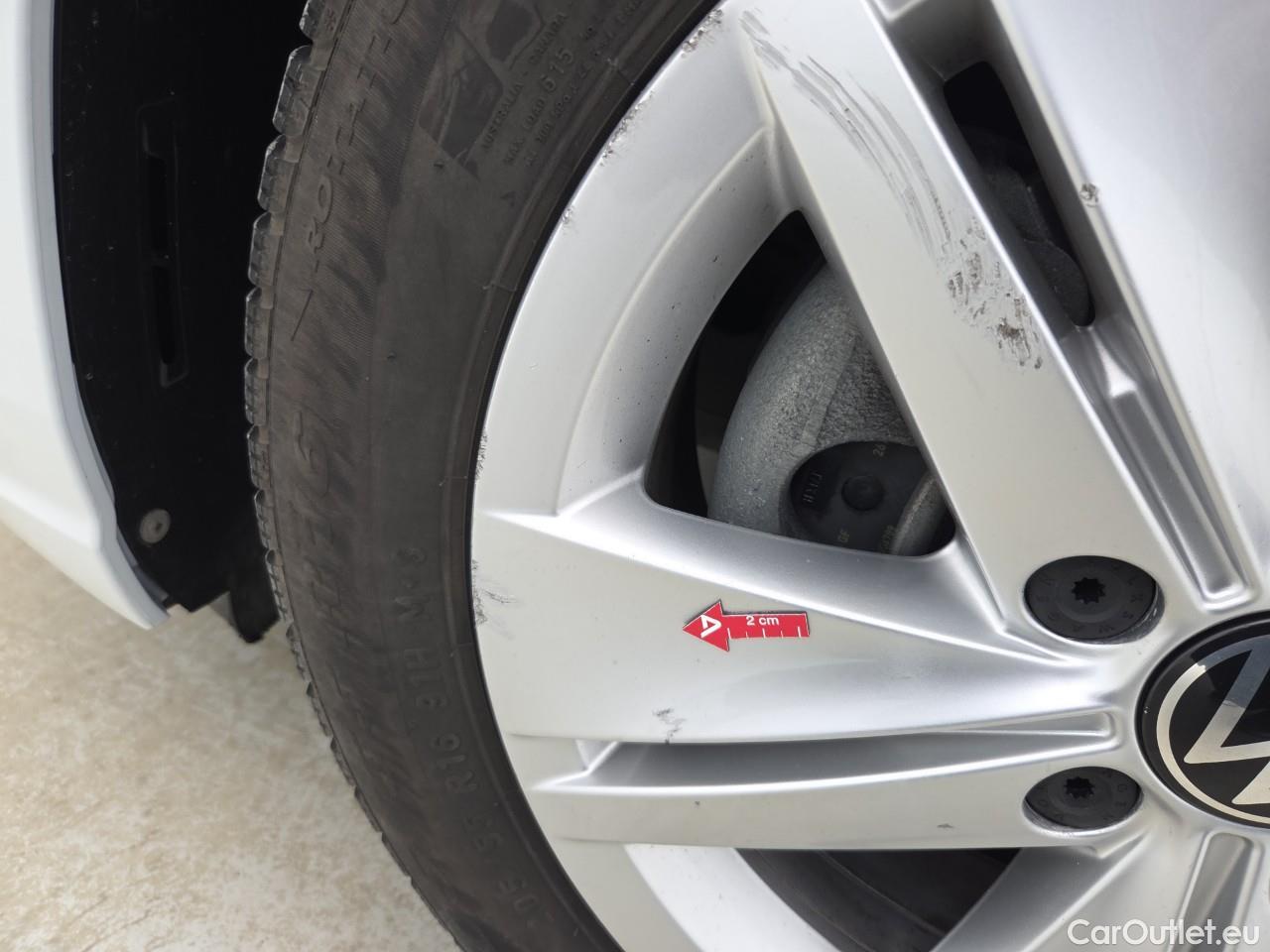  Volkswagen  Golf  Life 1.5 eTSI ACT DSG mild-Hybrid #4