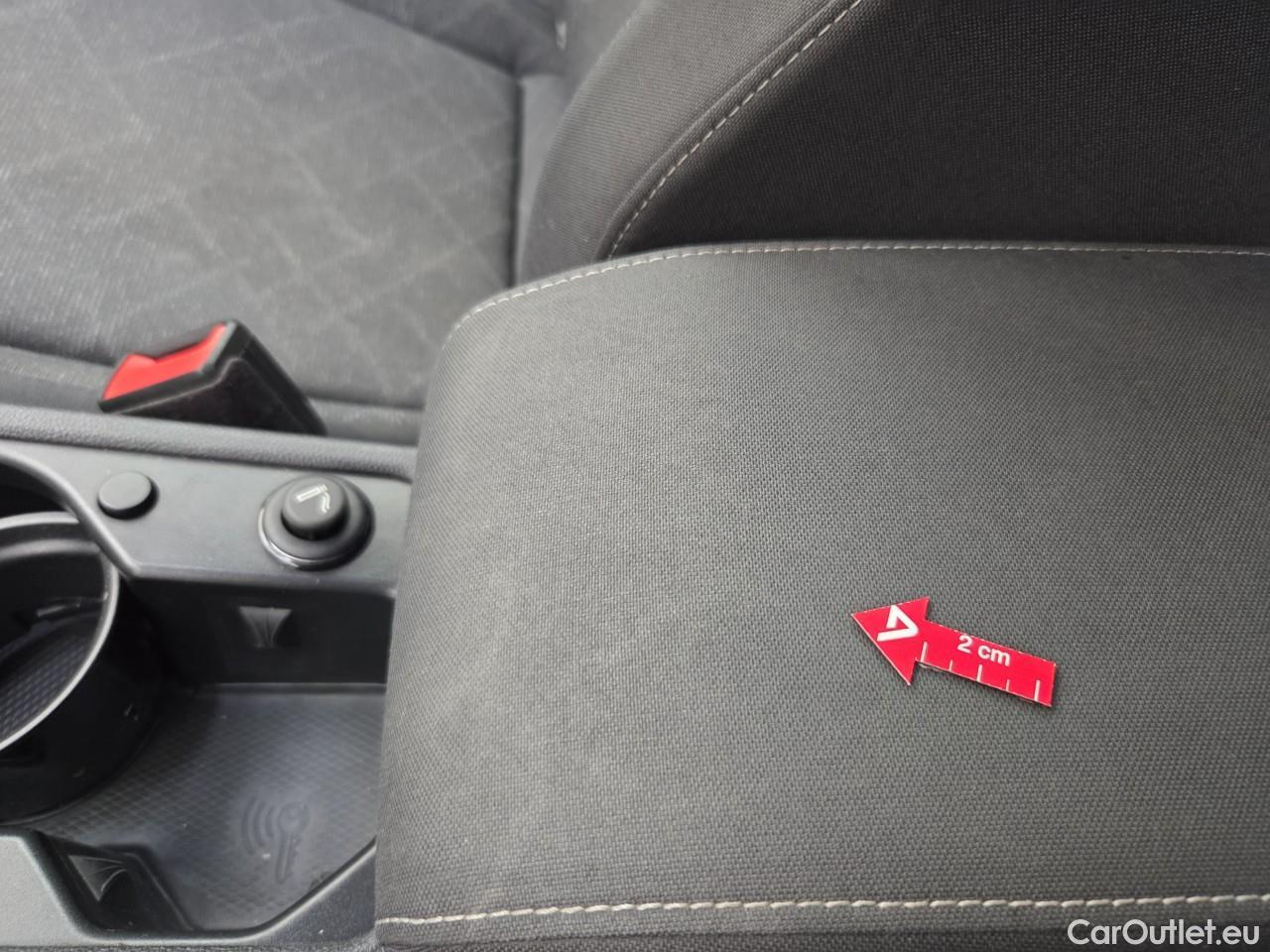  Volkswagen  Golf  Life 1.5 eTSI ACT DSG mild-Hybrid #18