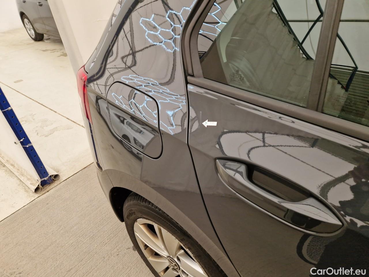  Volkswagen  Golf  Life 1.0 TSI #22