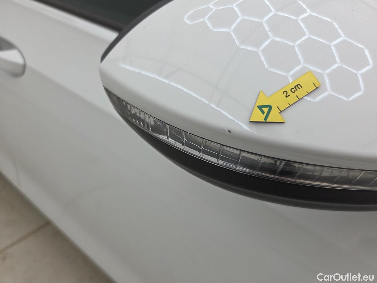  Volkswagen  Golf  Life 1.5 eTSI ACT DSG mild-Hybrid #18