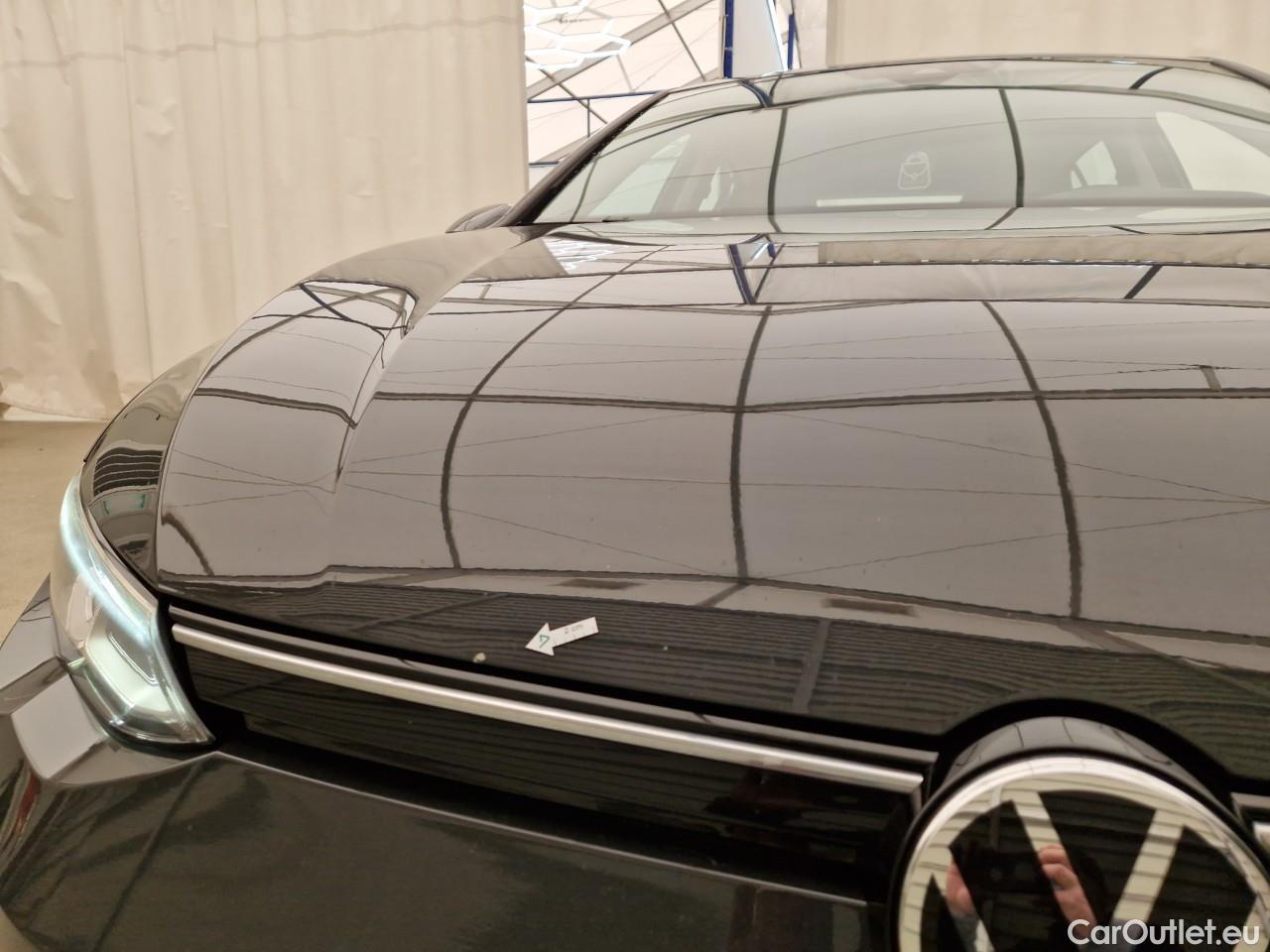  Volkswagen  Golf  Life 1.0 TSI #14