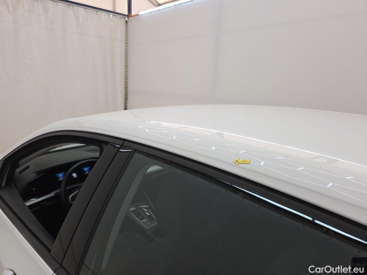  Volkswagen  Golf  Life 1.5 eTSI ACT DSG mild-Hybrid #1