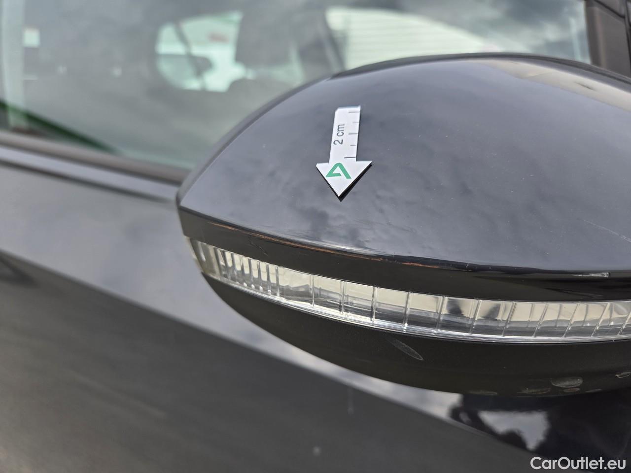  Volkswagen  Golf  Life 1.0 TSI #16