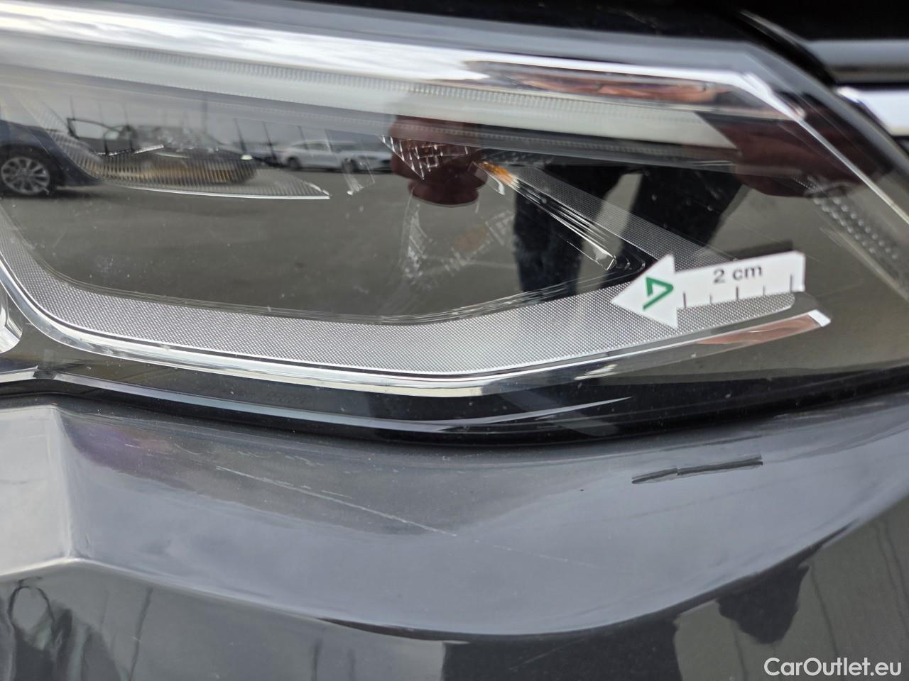  Volkswagen  Golf  Life 1.0 TSI #11