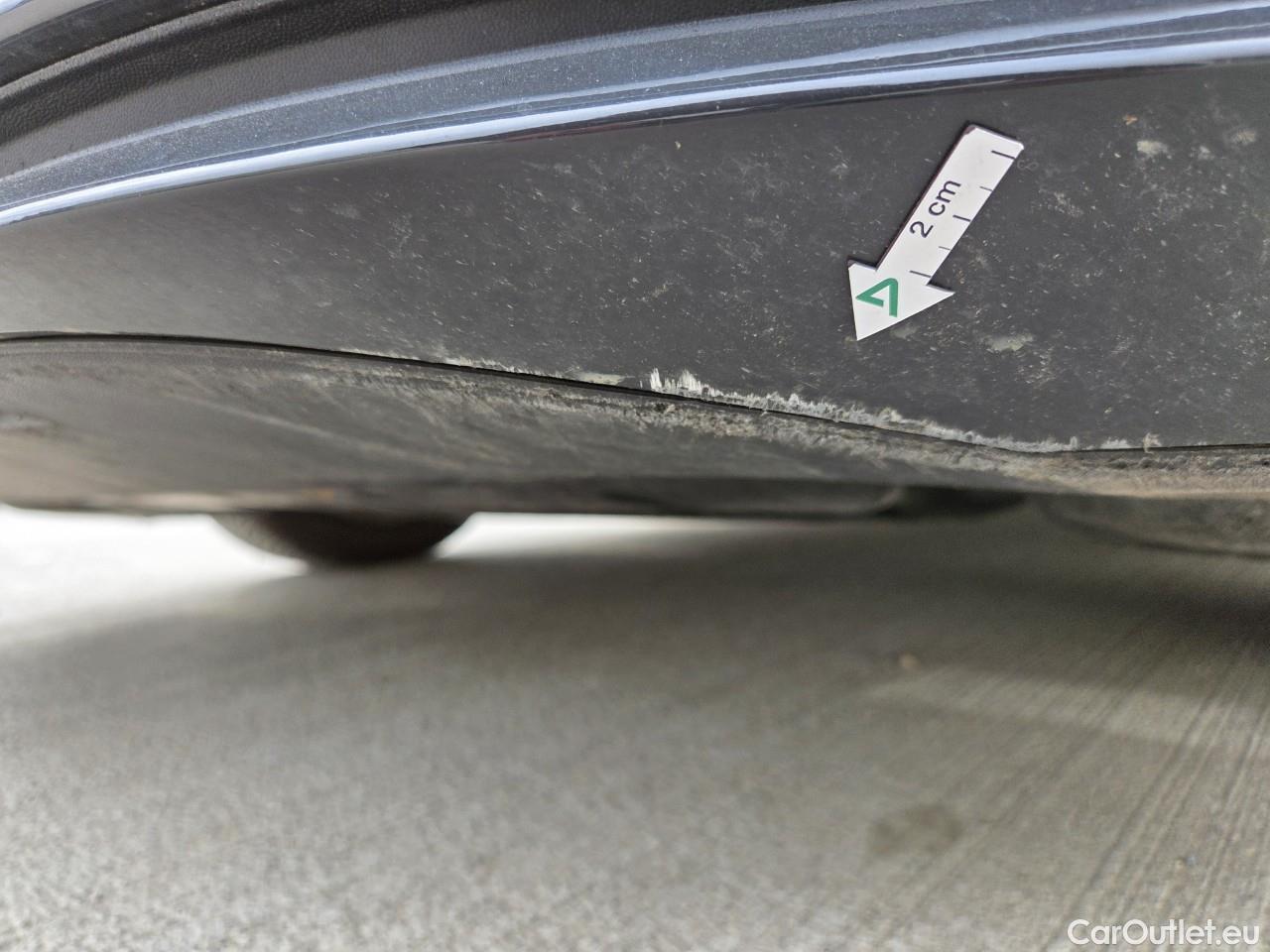  Volkswagen  Golf  Life 1.0 TSI #8