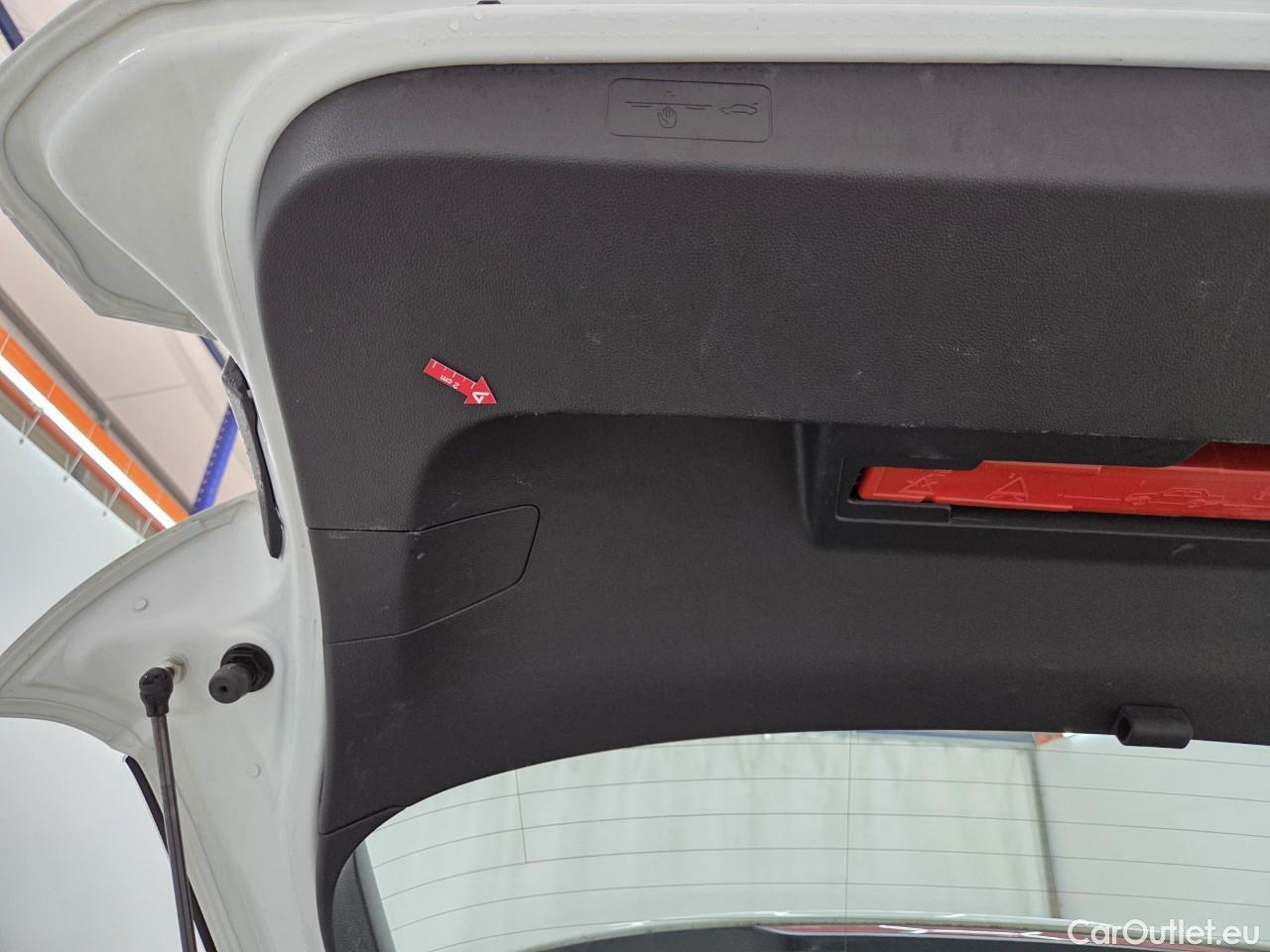  Volkswagen  Golf  Life 1.5 eTSI ACT DSG mild-Hybrid #57