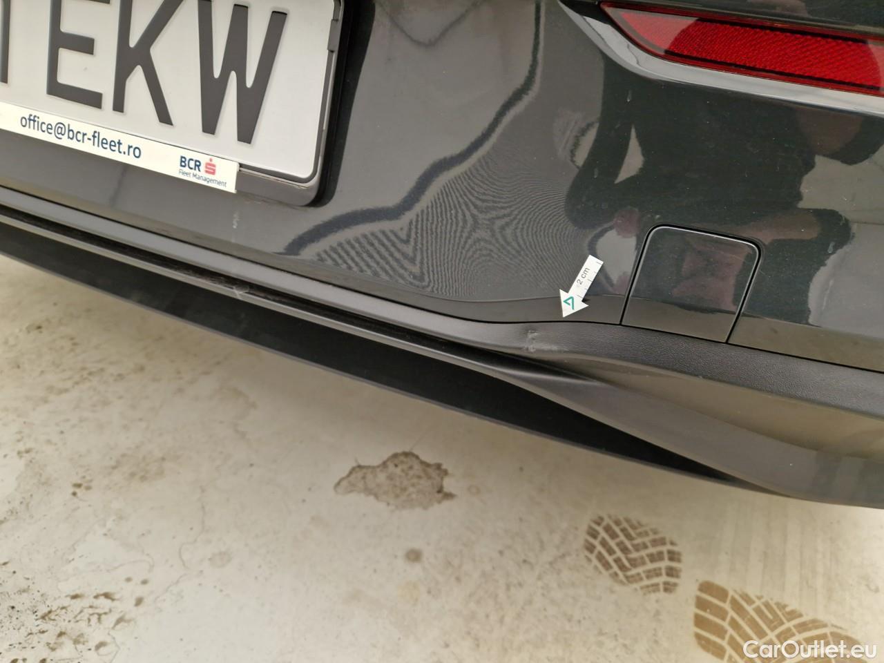  Volkswagen  Golf  Life 1.0 TSI #35