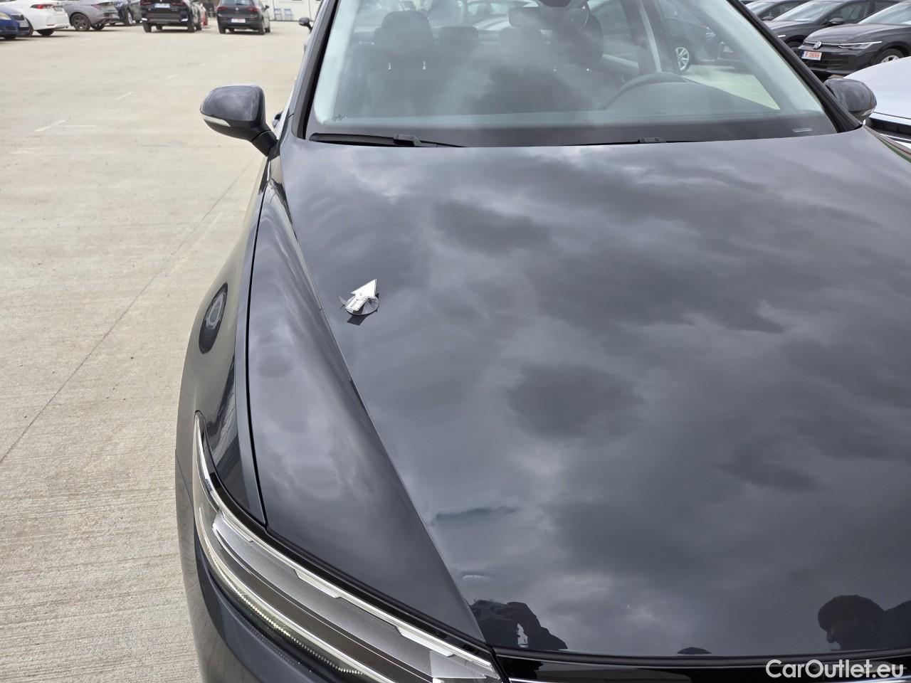  Volkswagen  Passat Advance 1.5 TSI ACT 150 CP #9