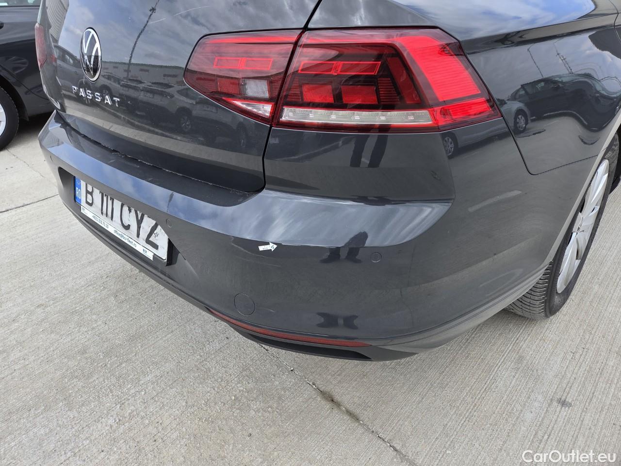  Volkswagen  Passat Advance 1.5 TSI ACT 150 CP #17