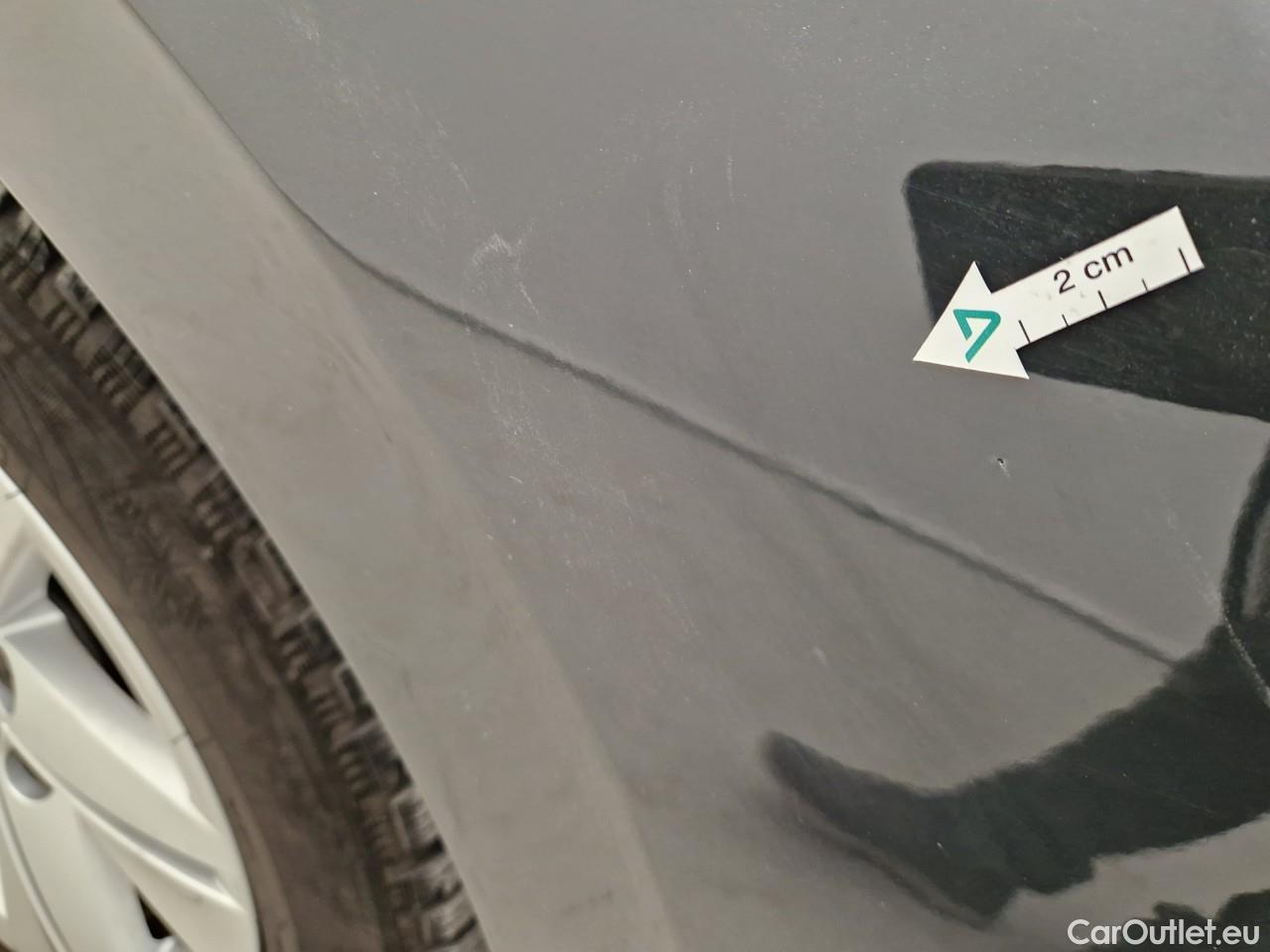  Volkswagen  Golf  Life 1.0 TSI #5