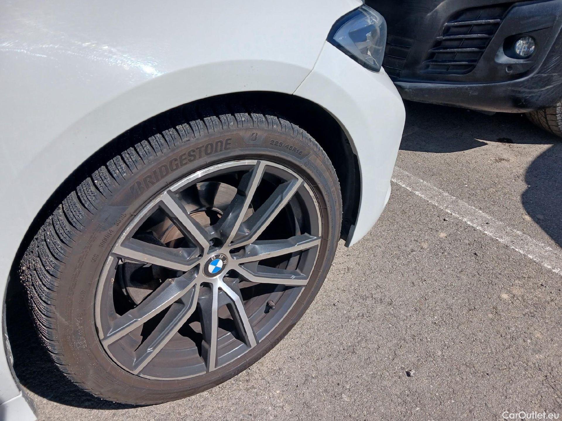  Bmw  Serie 3 BMW  / 2019 / 5P / familiar 320d Auto.Touring #12