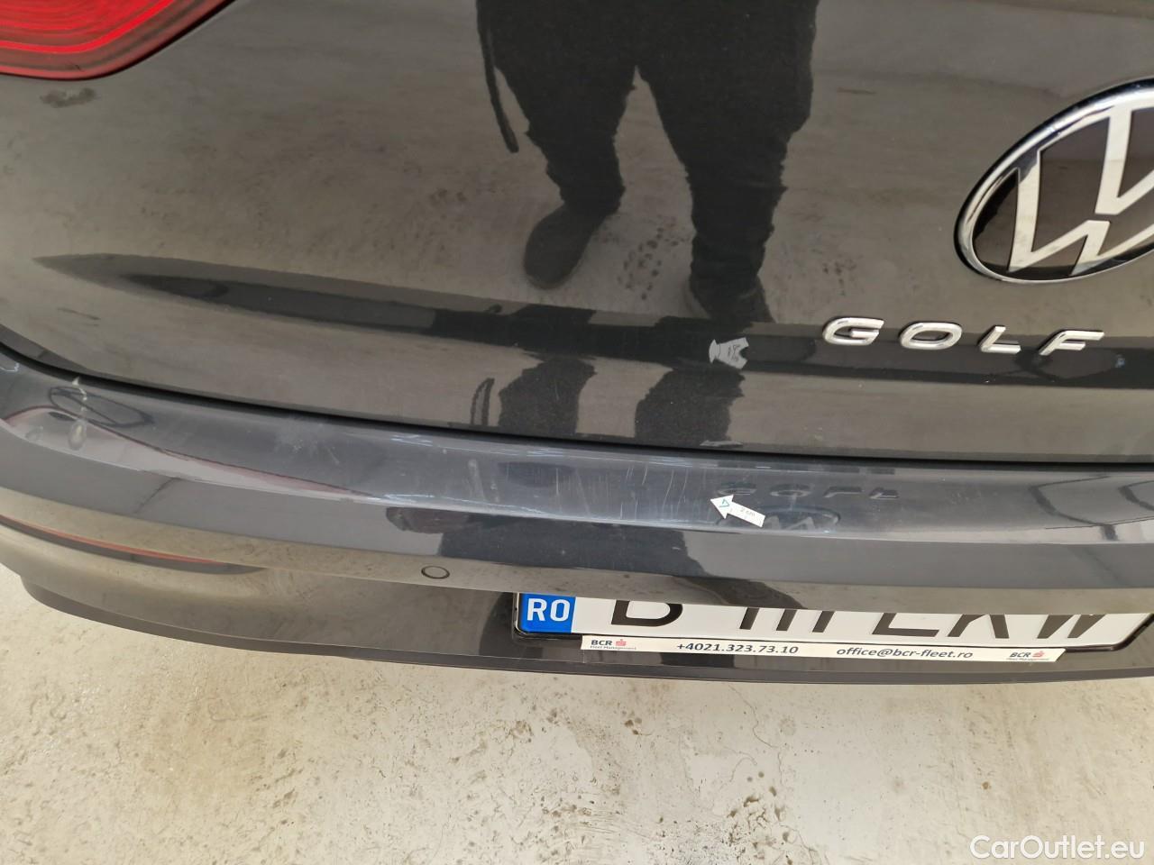  Volkswagen  Golf  Life 1.0 TSI #33