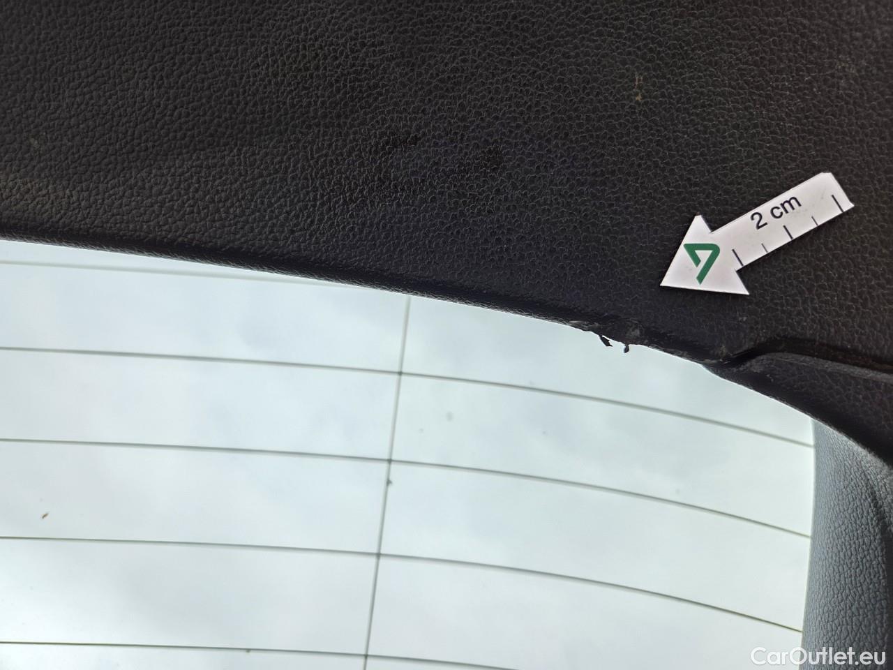  Volkswagen  Golf  Life 1.0 TSI #63